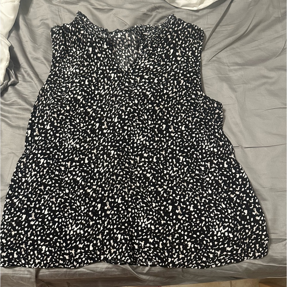 Black and white blouse from Talbots. Either Lg or xl petite.